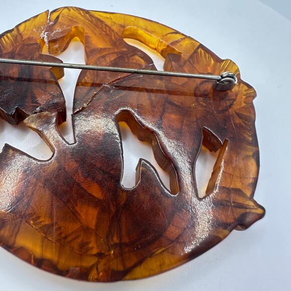 REPAIR antique vintage retro carved apple juice Bakelite large floral brooch - Picture 7 of 8
